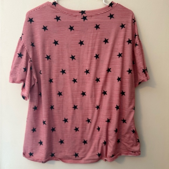 Red White and Blue Star Print Women's Top - Picture 2 of 3